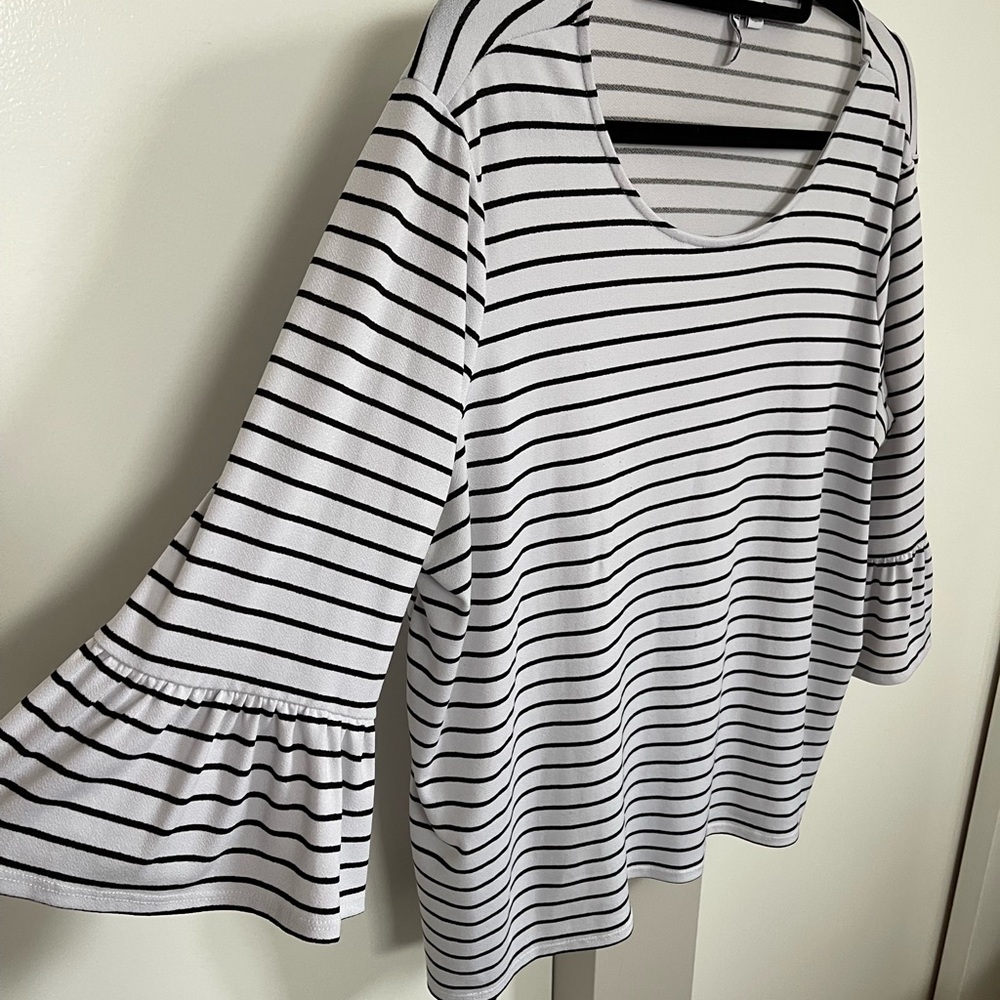 Elle Blouse